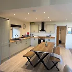 Honey Barn - Large Barn In The Countryside! *