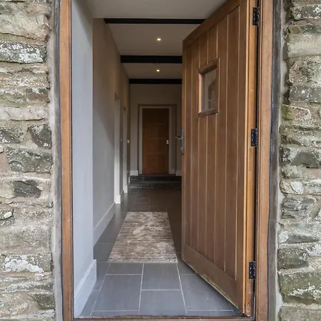 Honey Barn - Large Barn In The Countryside! *