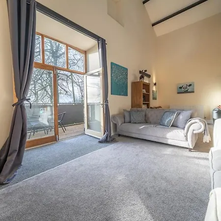 Tatil Evi Honey Barn - Large Barn In The Countryside! *