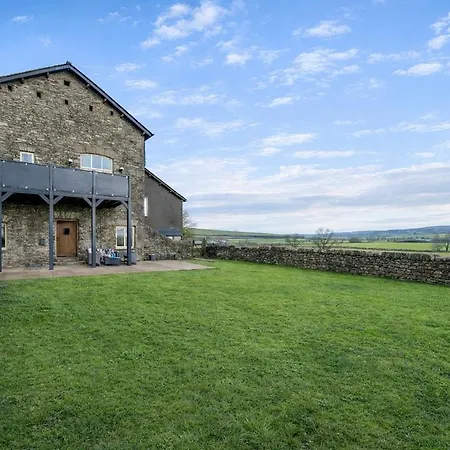 Honey Barn - Large Barn In The Countryside! Skelsmergh