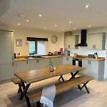 Vakantiehuis Honey Barn - Large Barn In The Countryside! Skelsmergh
